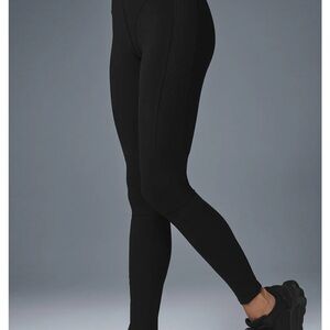 ALO YOGA Women's Black Leggings